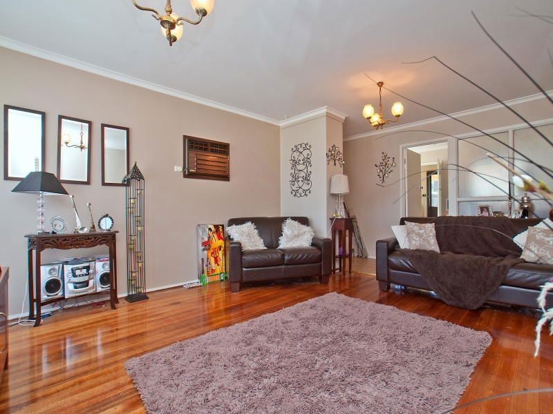 13 Silver Avenue, Frankston North VIC 3200
