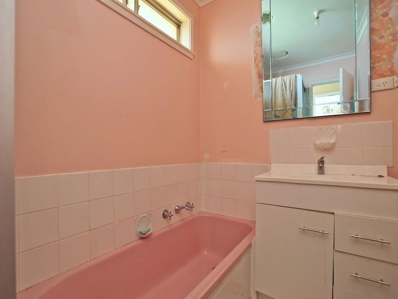 13 Silver Avenue, Frankston North VIC 3200