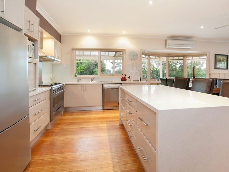 18 The Helm, Frankston South VIC 3199