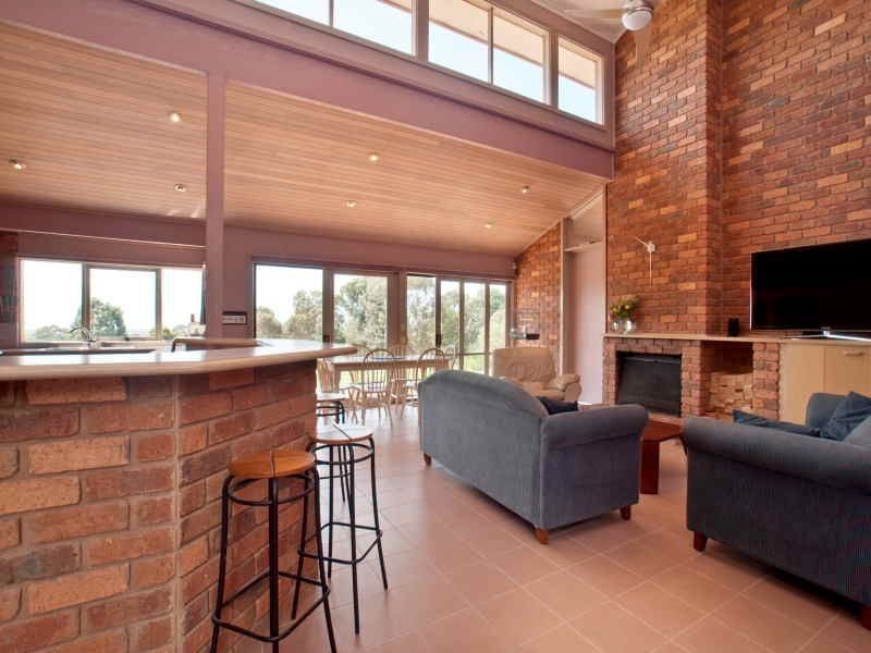 21 Crofters Hill Way, Somerville VIC 3912