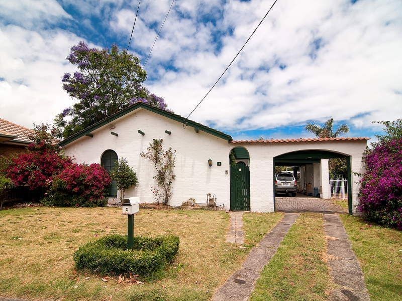3 Beverley Close, Frankston VIC 3199