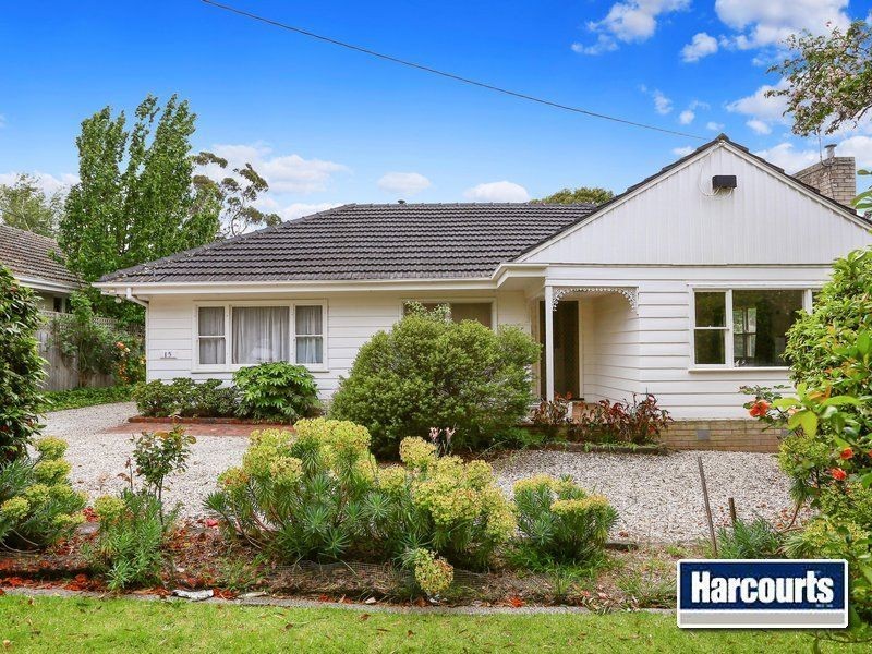 15 Fleetwood Crescent, Frankston South VIC 3199
