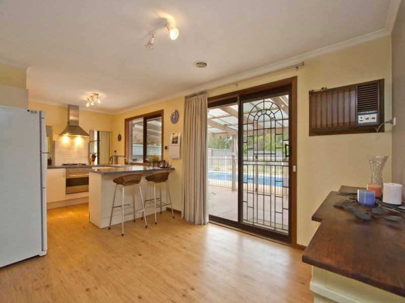 13 Stephens Place, Somerville VIC 3912