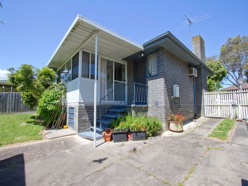 39 Brentwood Crescent, Frankston VIC 3199