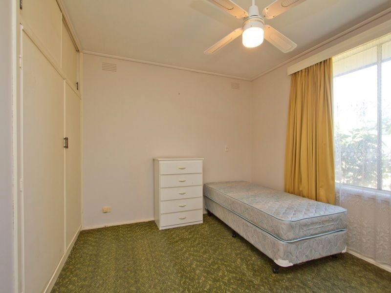 39 Brentwood Crescent, Frankston VIC 3199