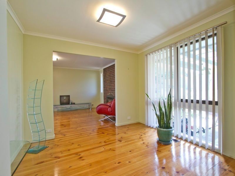 8 Lerwick Court, Frankston VIC 3199
