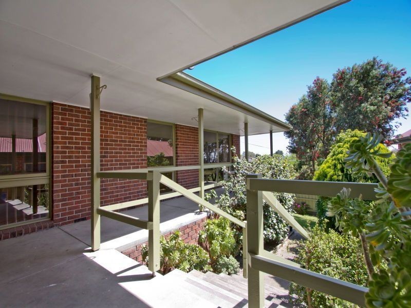 8 Lerwick Court, Frankston VIC 3199