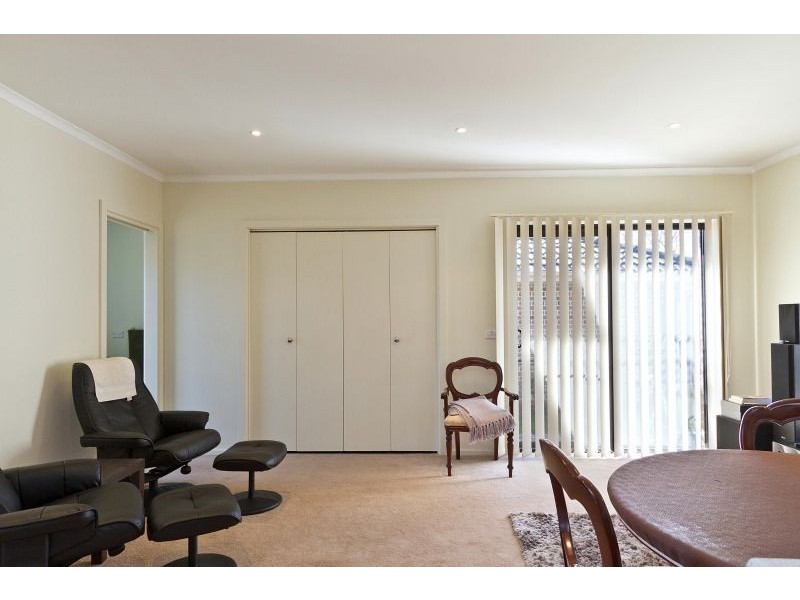 4/6 Reservoir Road, Frankston VIC 3199