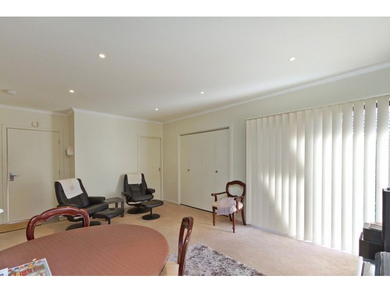 4/6 Reservoir Road, Frankston VIC 3199