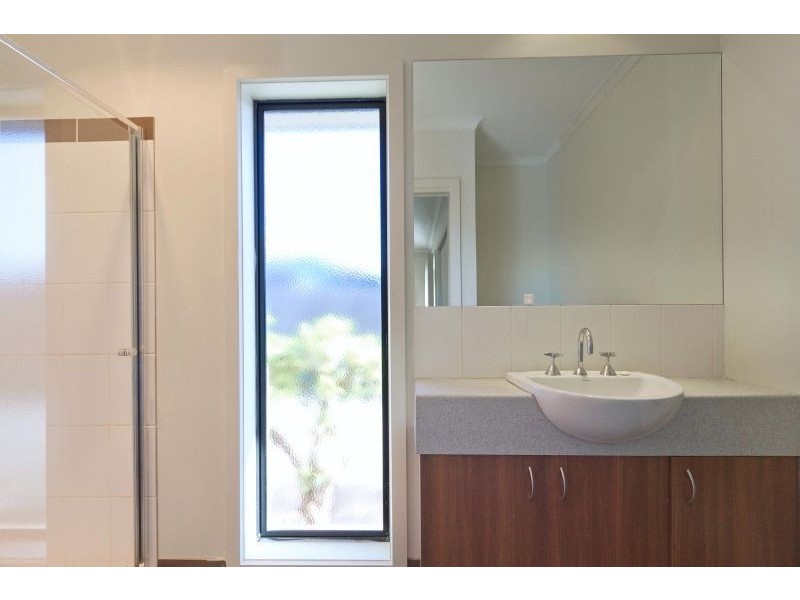 4/6 Reservoir Road, Frankston VIC 3199