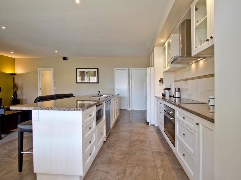 2 Brokenwood Court, Langwarrin VIC 3910