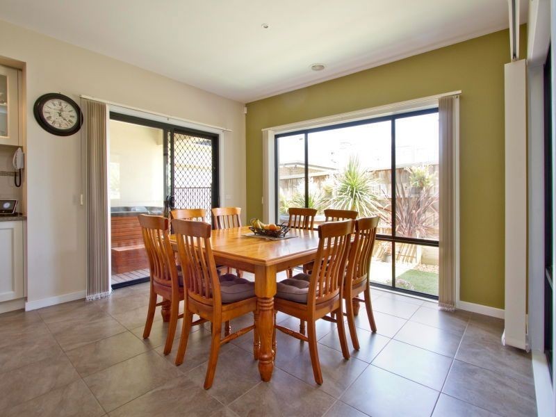 2 Brokenwood Court, Langwarrin VIC 3910