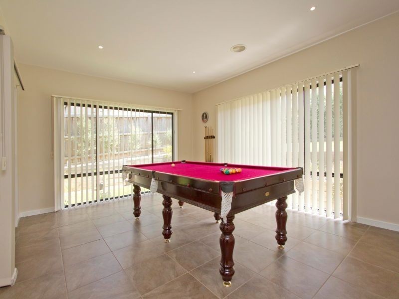 2 Brokenwood Court, Langwarrin VIC 3910