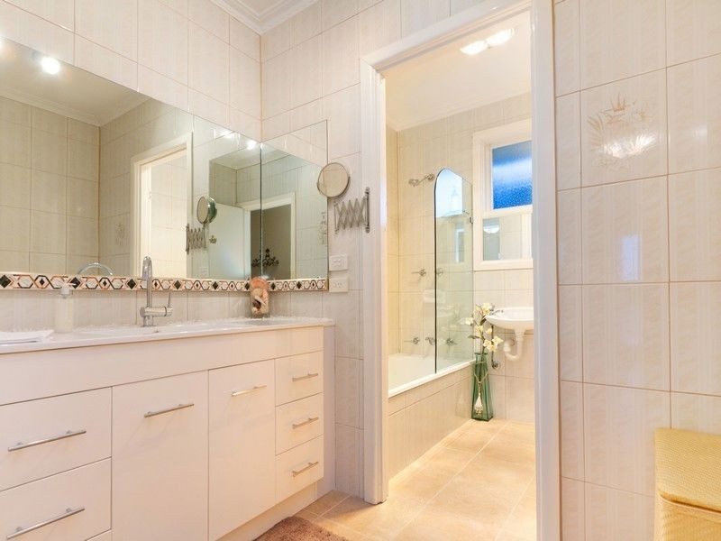 44 McComb Boulevard, Frankston South VIC 3199