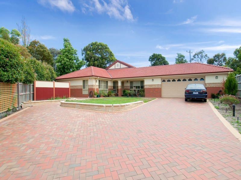 2A Bartlett Street, Frankston South VIC 3199