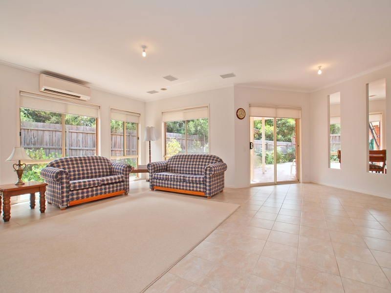 2A Bartlett Street, Frankston South VIC 3199