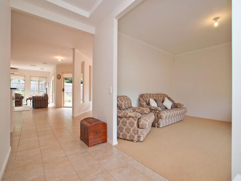 2A Bartlett Street, Frankston South VIC 3199