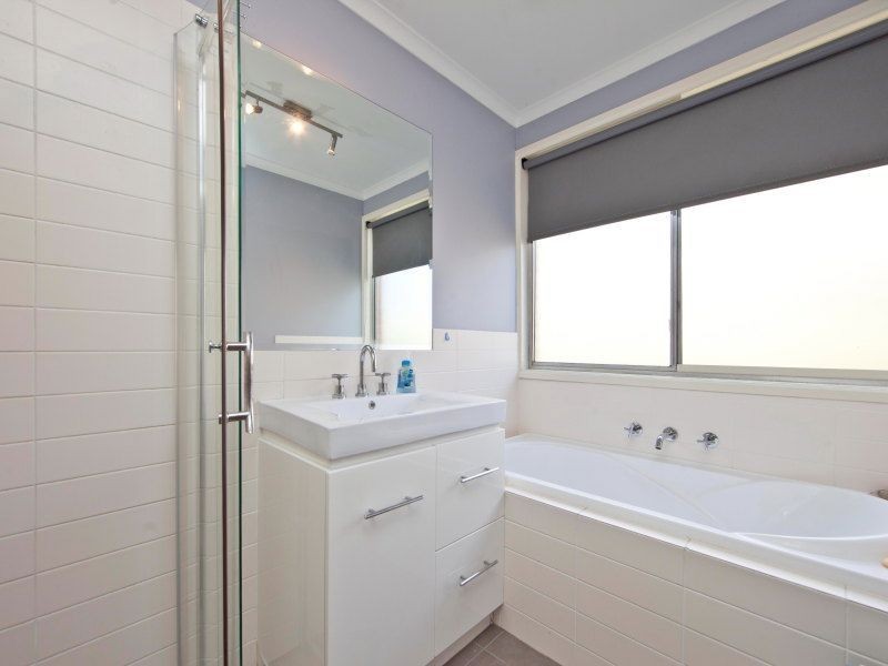 31 Lipton Drive, Frankston VIC 3199