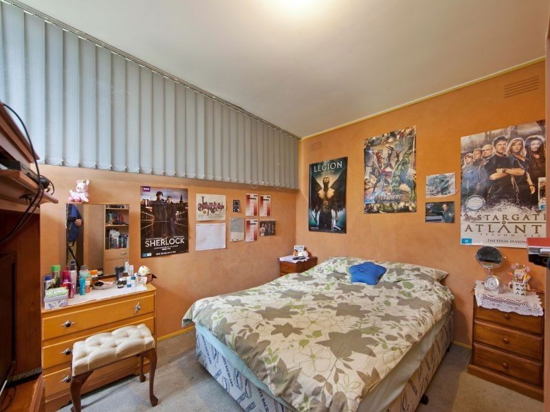 40 Brentwood Crescent, Frankston VIC 3199