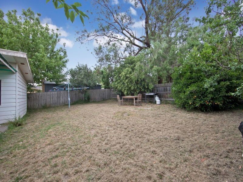 40 Brentwood Crescent, Frankston VIC 3199