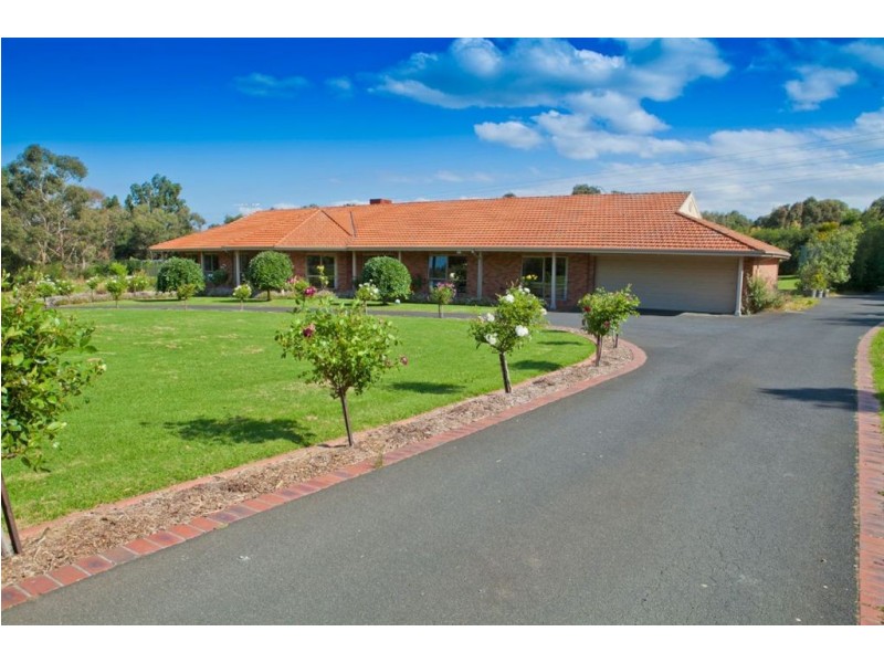 2 Faith Court, Langwarrin VIC 3910