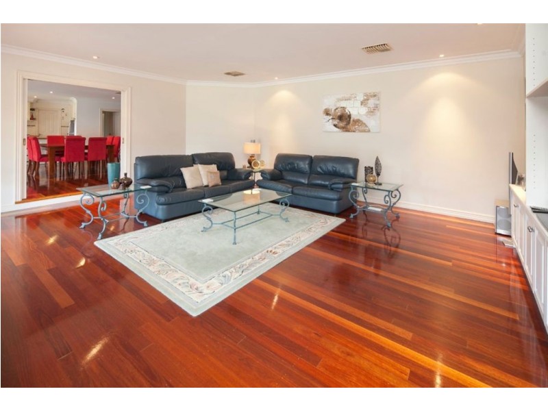 2 Faith Court, Langwarrin VIC 3910