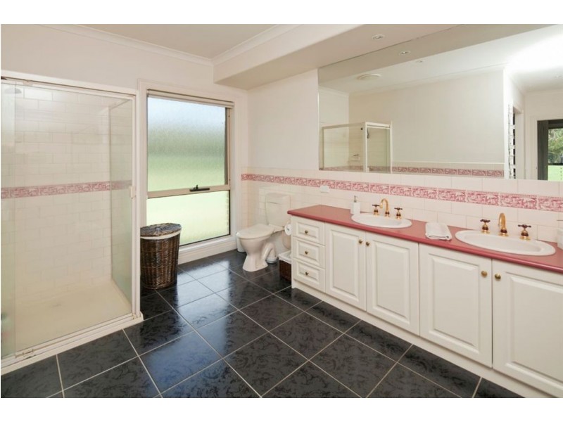 2 Faith Court, Langwarrin VIC 3910