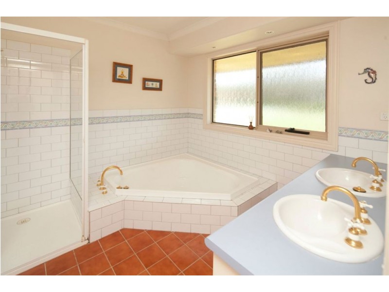 2 Faith Court, Langwarrin VIC 3910