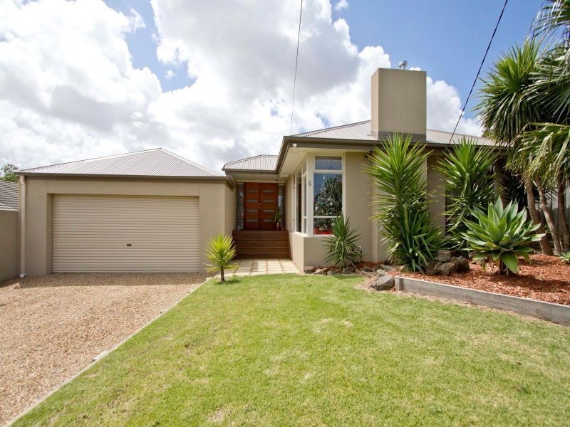 5 Oakfield Court, Frankston South VIC 3199