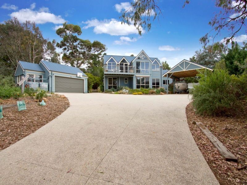 54 Seaview Road, Frankston South VIC 3199
