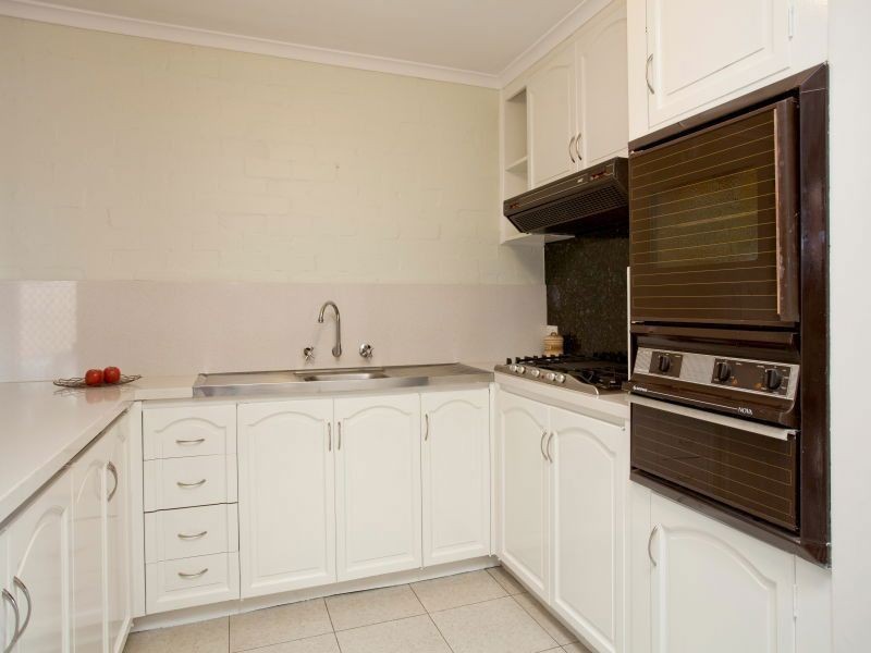 2/97 Dunsterville Crescent, Frankston VIC 3199