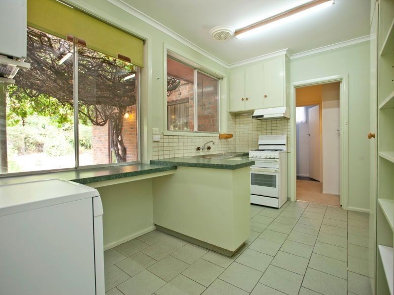 4 Corio Avenue, Frankston VIC 3199