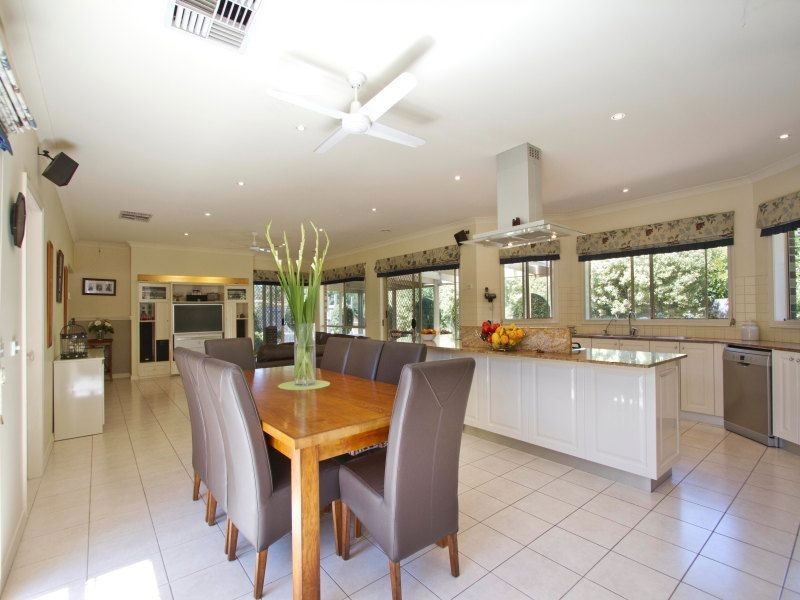 2 Sheoak Road, Frankston South VIC 3199