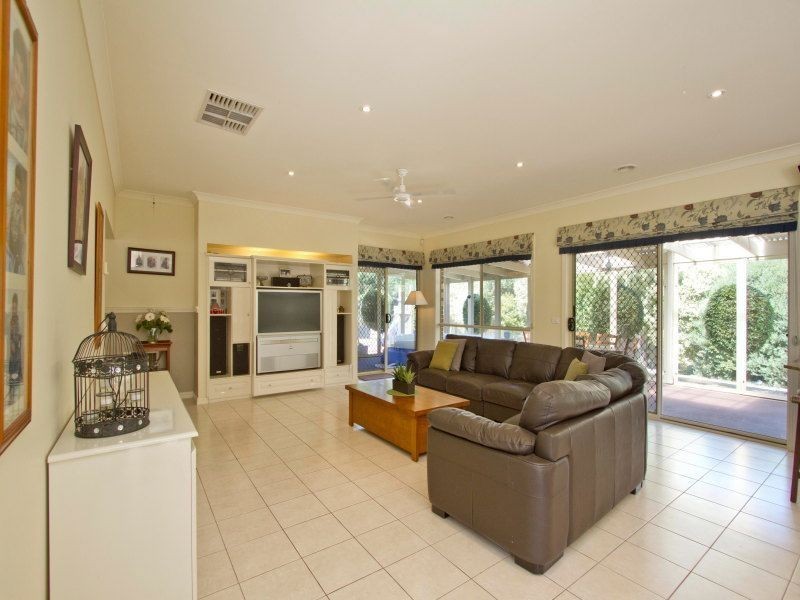 2 Sheoak Road, Frankston South VIC 3199