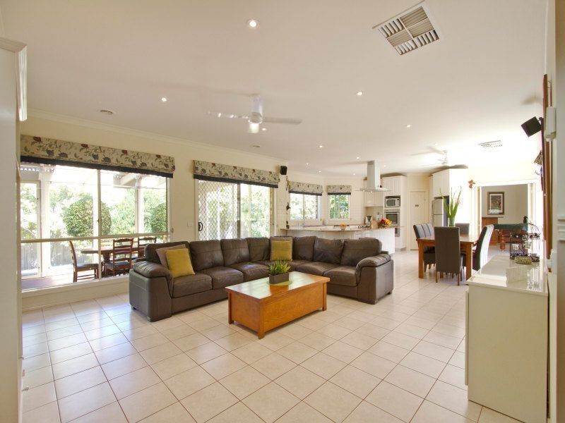 2 Sheoak Road, Frankston South VIC 3199