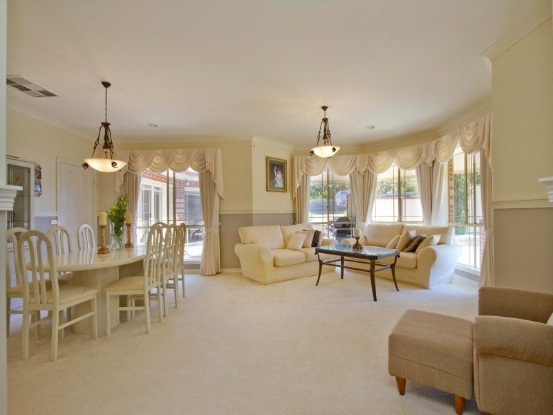 2 Sheoak Road, Frankston South VIC 3199