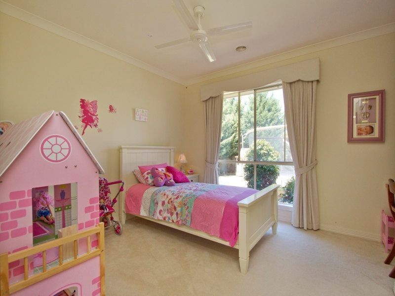 2 Sheoak Road, Frankston South VIC 3199