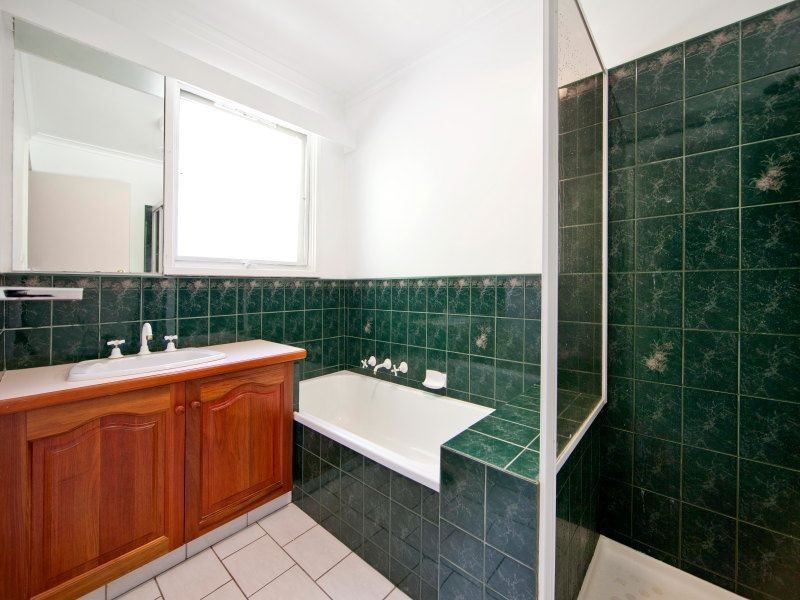 4 Lansvale Court, Frankston VIC 3199