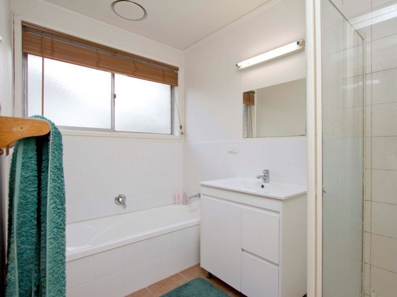 15 Berberis Crescent, Frankston VIC 3199