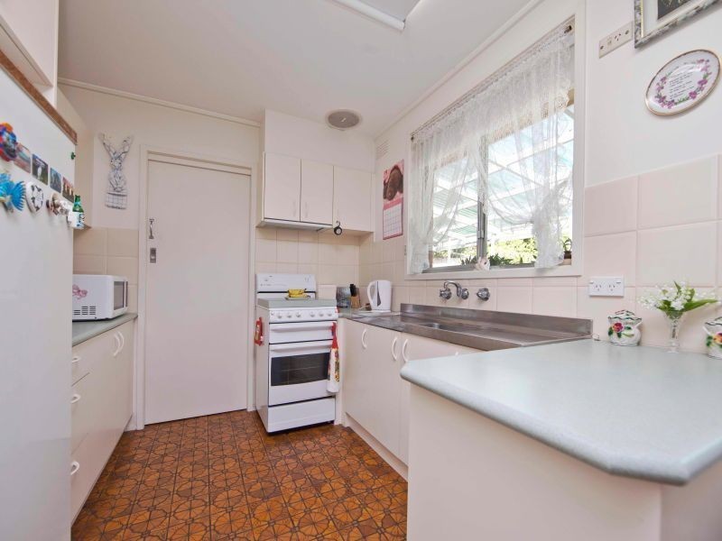 84 Ashleigh Avenue, Frankston VIC 3199