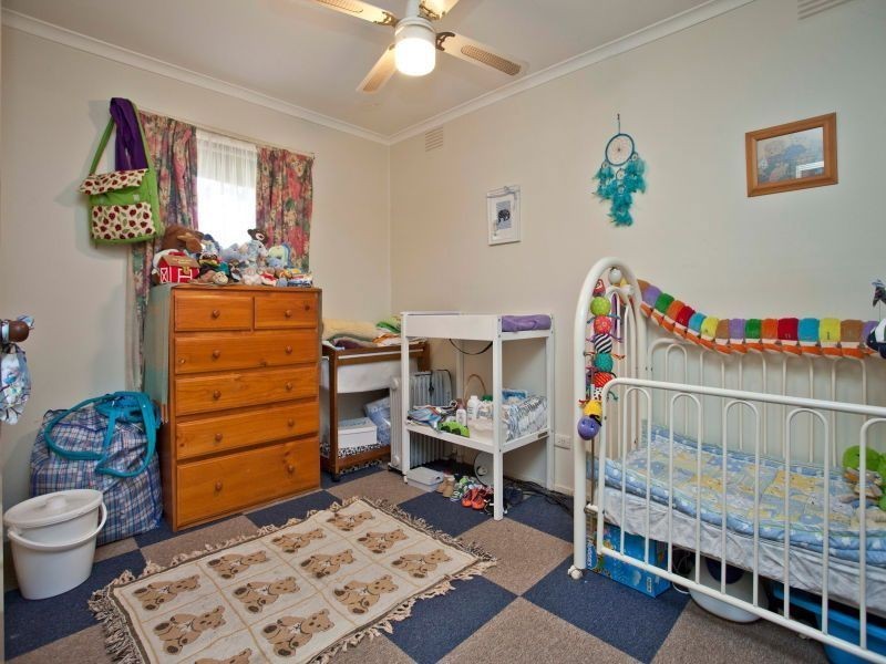 5 Carter Court, Frankston VIC 3199
