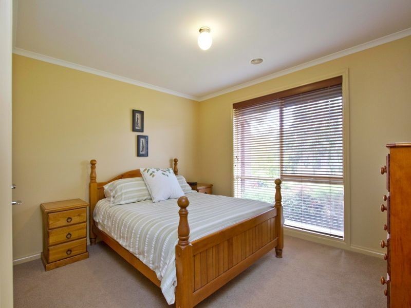 14 The Concourse, Frankston South VIC 3199