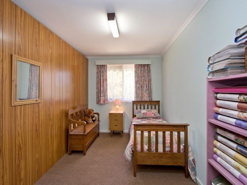 15 Tara Drive, Frankston VIC 3199