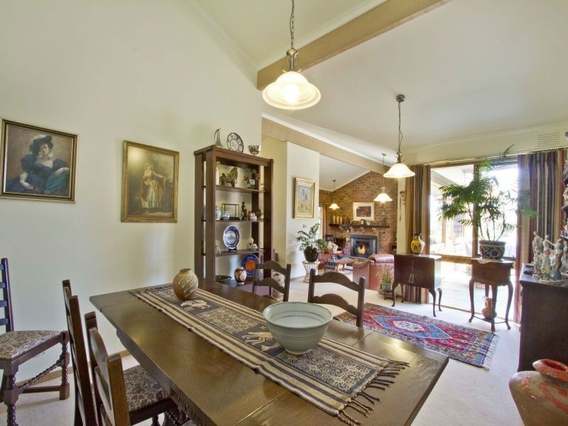 42 Bangalay Avenue, Frankston South VIC 3199