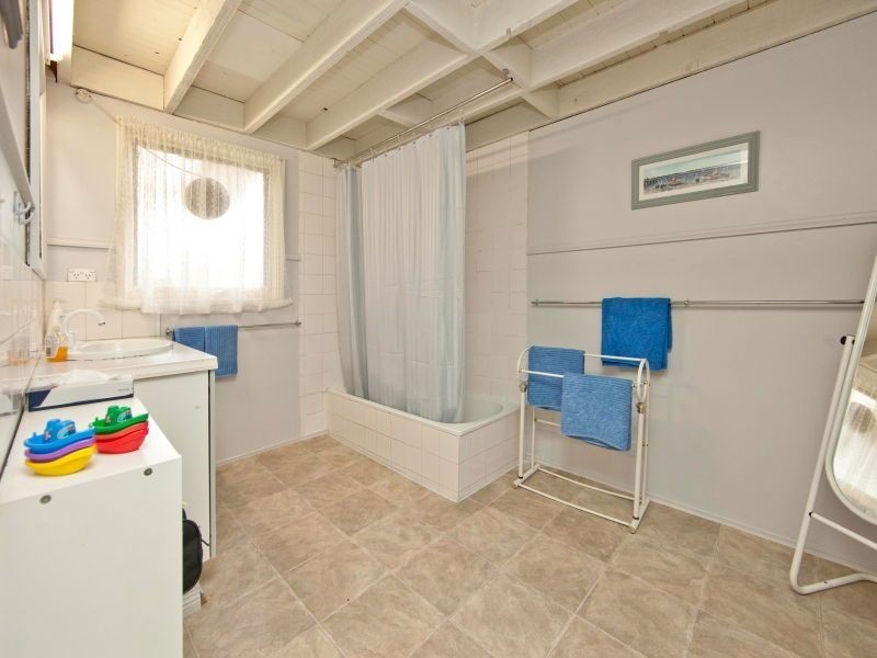 18 Apple Street, Pearcedale VIC 3912