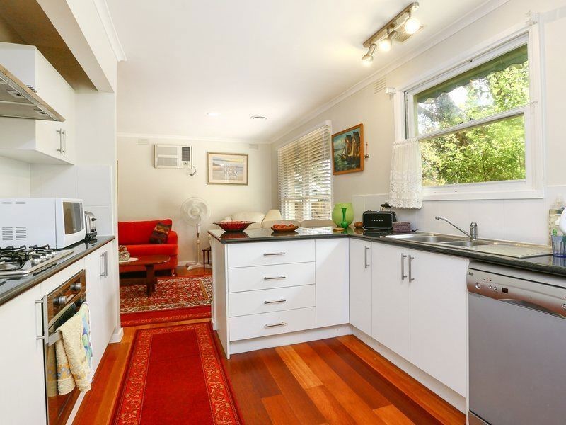 2 Friswell Place, Frankston VIC 3199