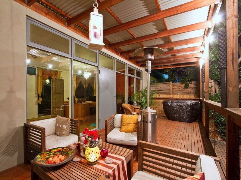 56 Woodlands Grove, Frankston VIC 3199