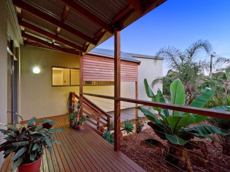 56 Woodlands Grove, Frankston VIC 3199