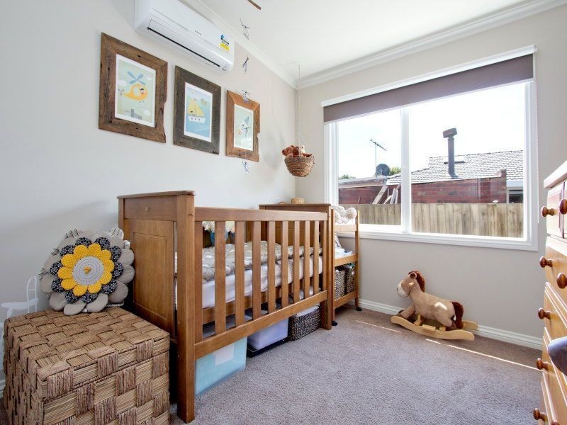15 Larool Crescent, Seaford VIC 3198