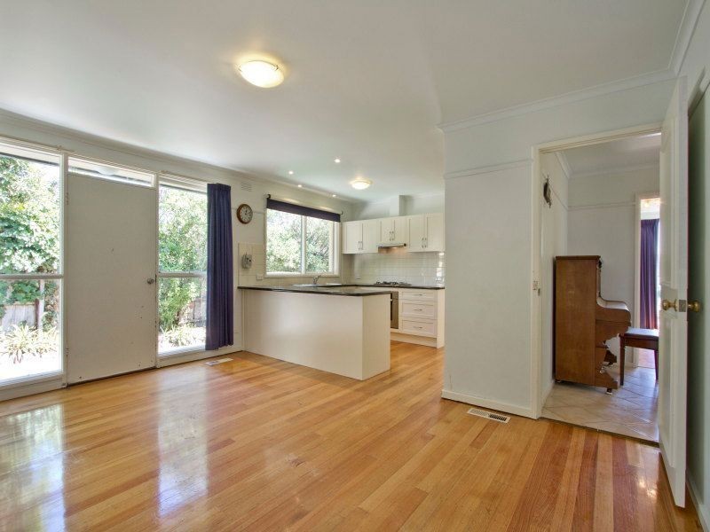 15 Blaxland Avenue, Frankston South VIC 3199